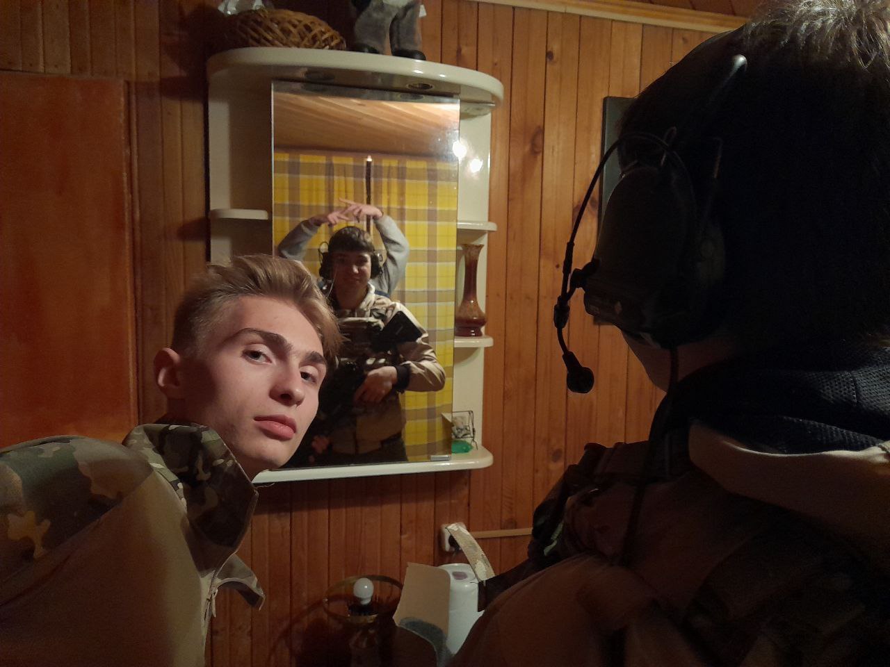 Че за мини бро